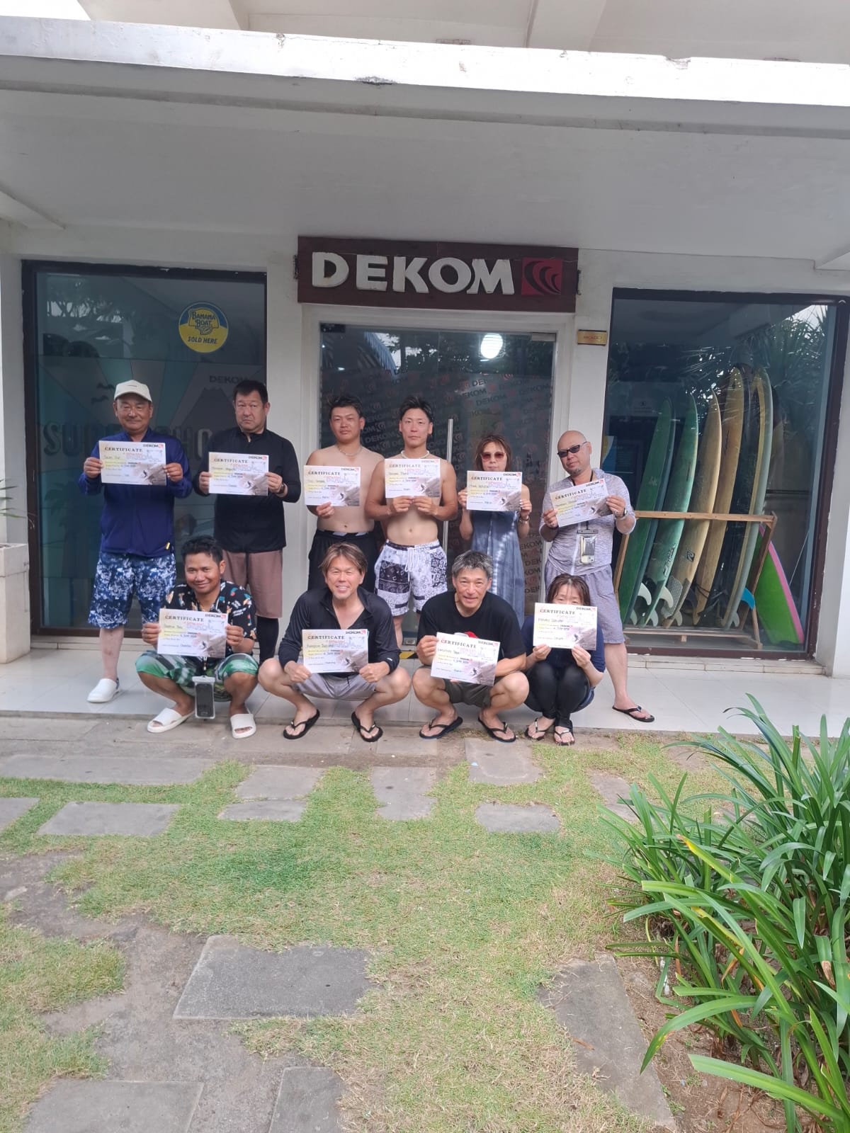 dekom-news
