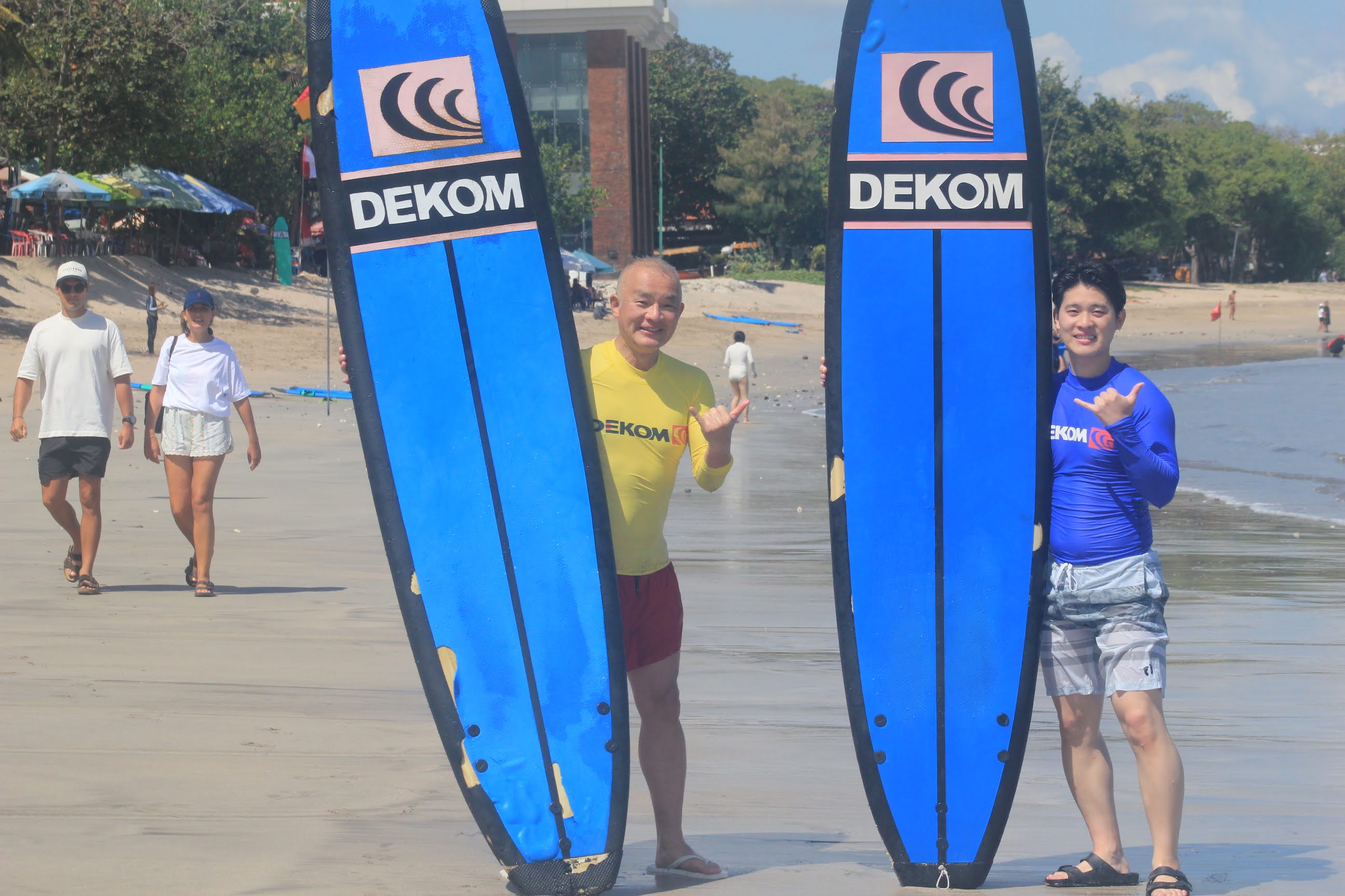 dekom-news